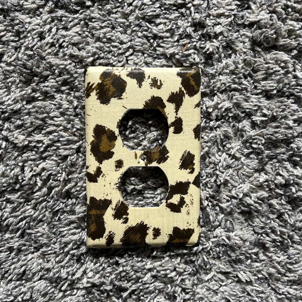 Outlet Cover